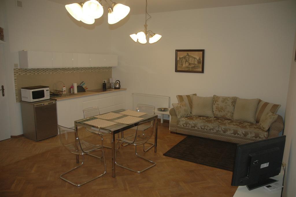 Apartamenty Golebia 3 Krakow Ngoại thất bức ảnh